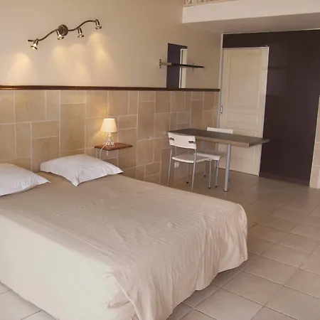 酒店 Et Les Amandiers Saint-Raphaël