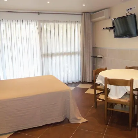 Et Les Amandiers Hotel Saint-Raphael (Var)